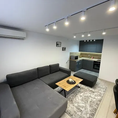 Orpheus And Eurydice Apartment *